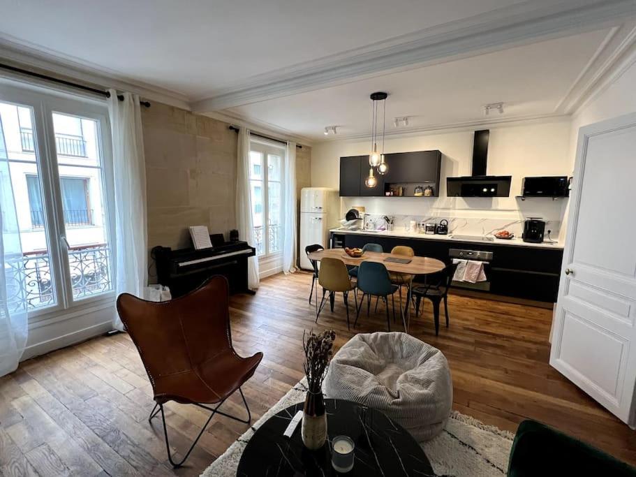 Apartment Design Flat For 4 People 18 Close To Montmartre *
